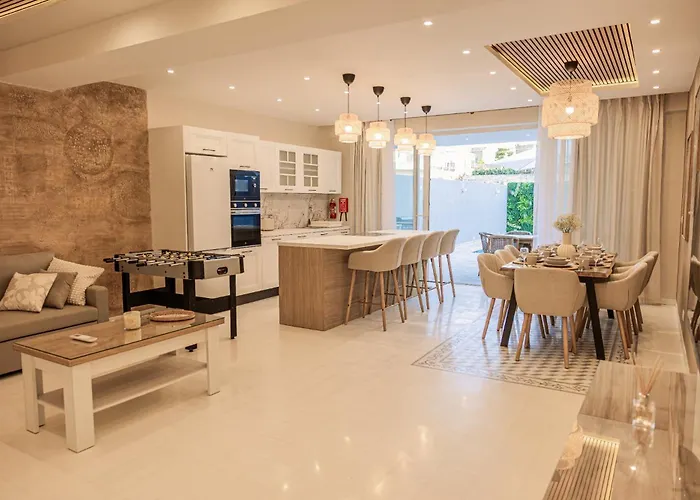 Villa To Rent In Gozo- Iz-zerriegha Tal-mustarda *